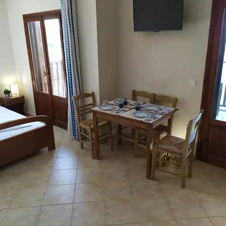 Leonidas Greecegrandtour Villa *